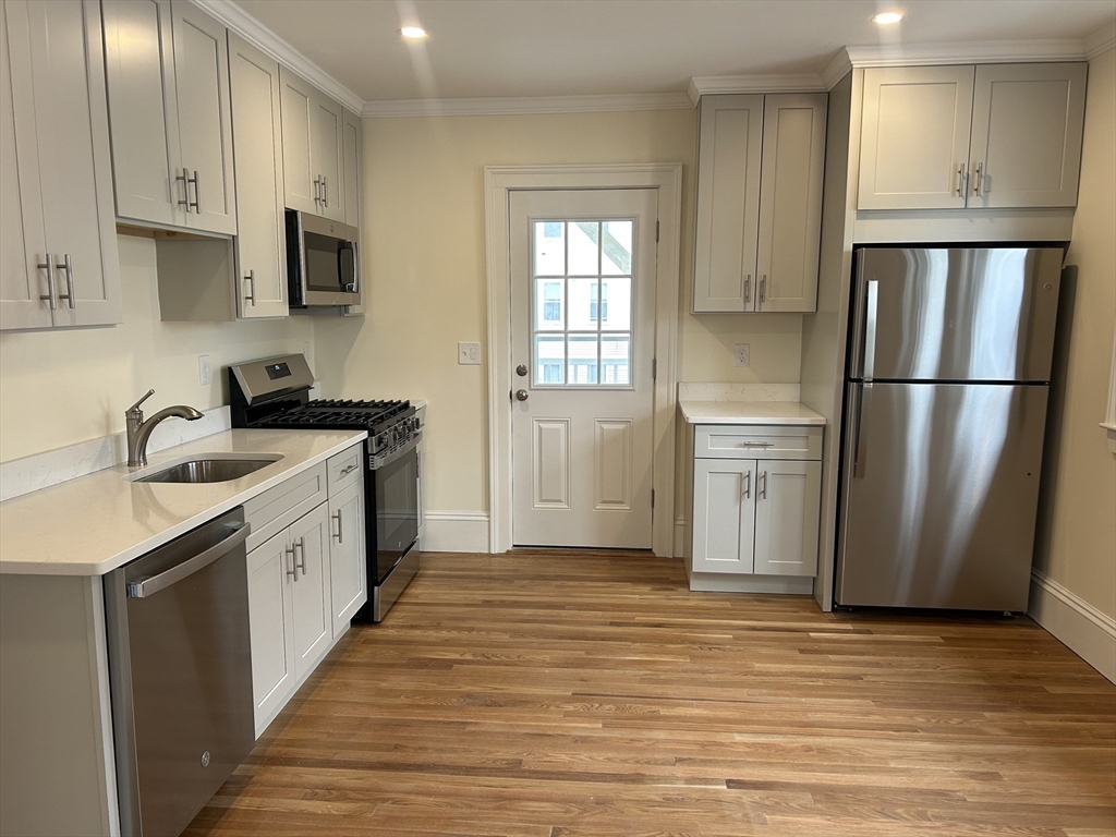 18 Auburn St, Malden