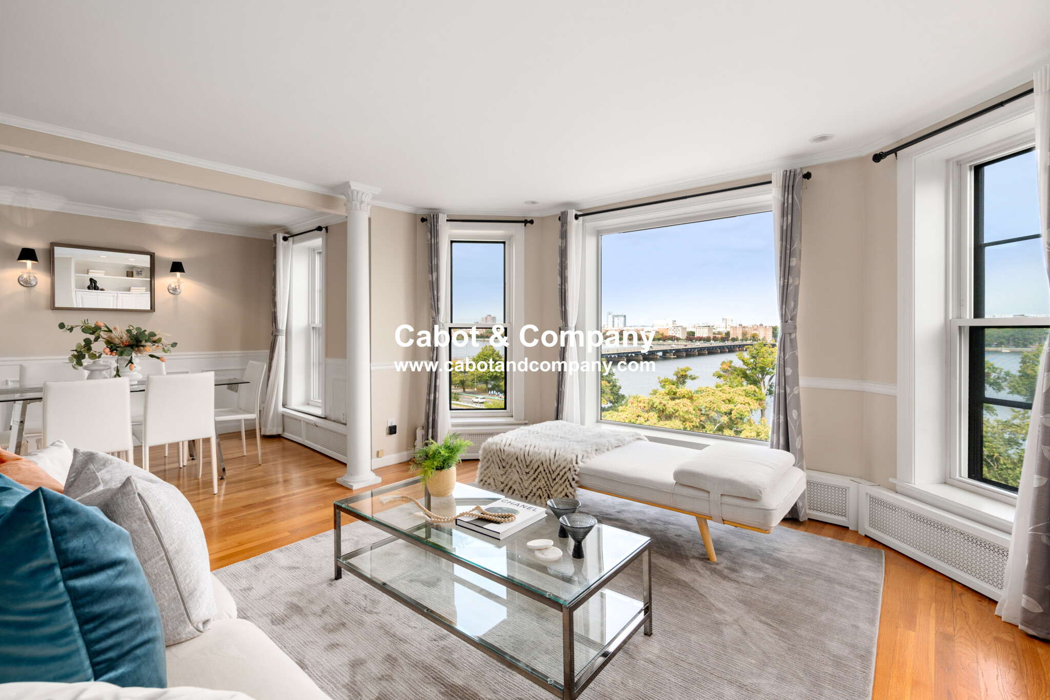 458 Beacon St, Back Bay