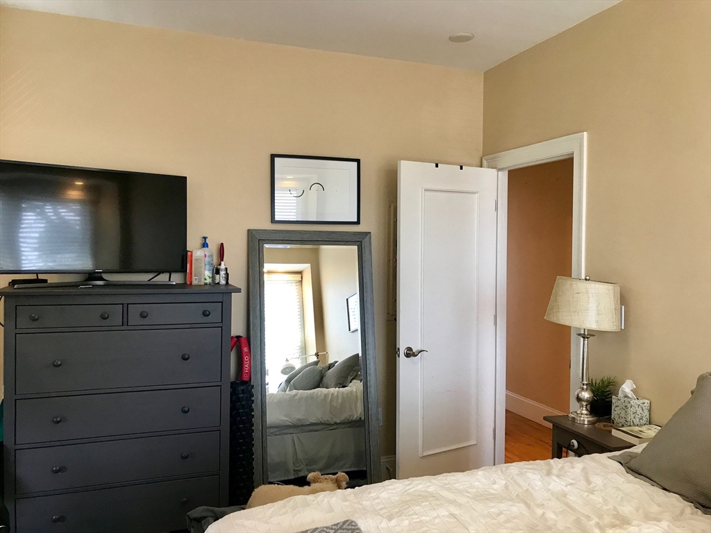 360-362 Dorchester St, South Boston