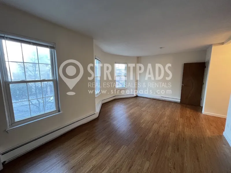 74 South Huntington Ave, Mission Hill