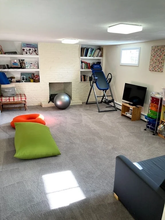 259 Kendrick St, Needham Heights