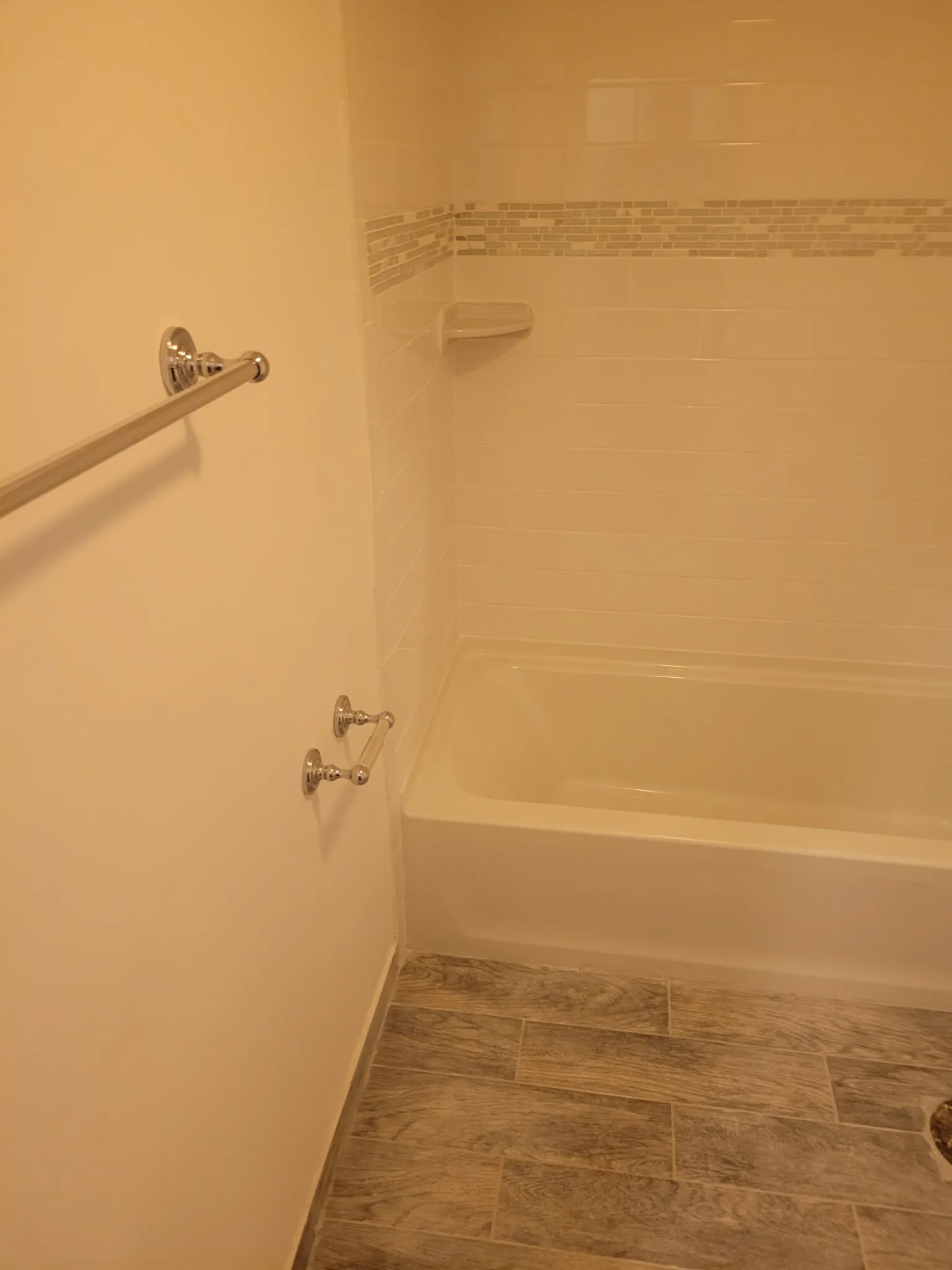 145 Endicott St, North End