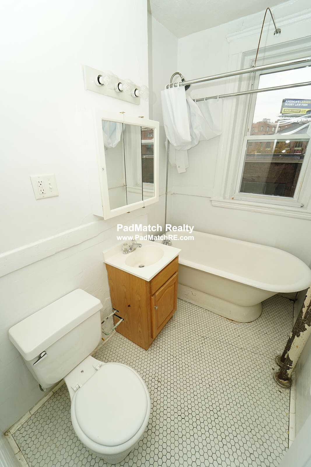 1175 Boylston St, Fenway