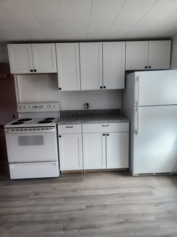 285 Main St, Spencer