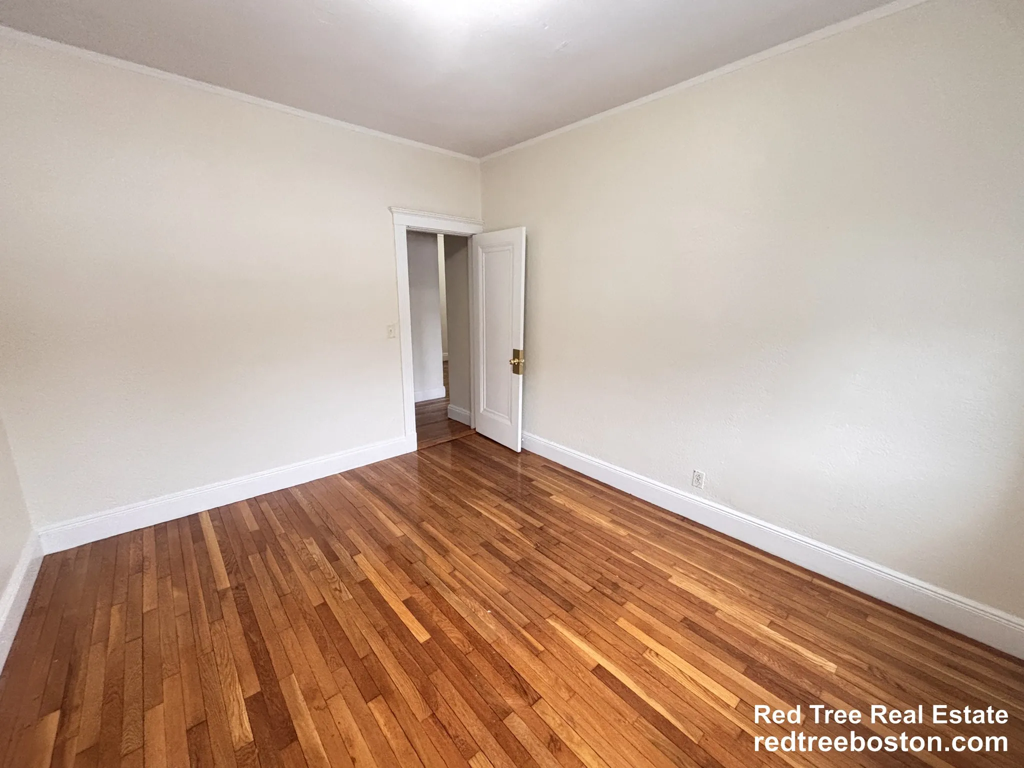 1800 Commonwealth Ave, Brighton