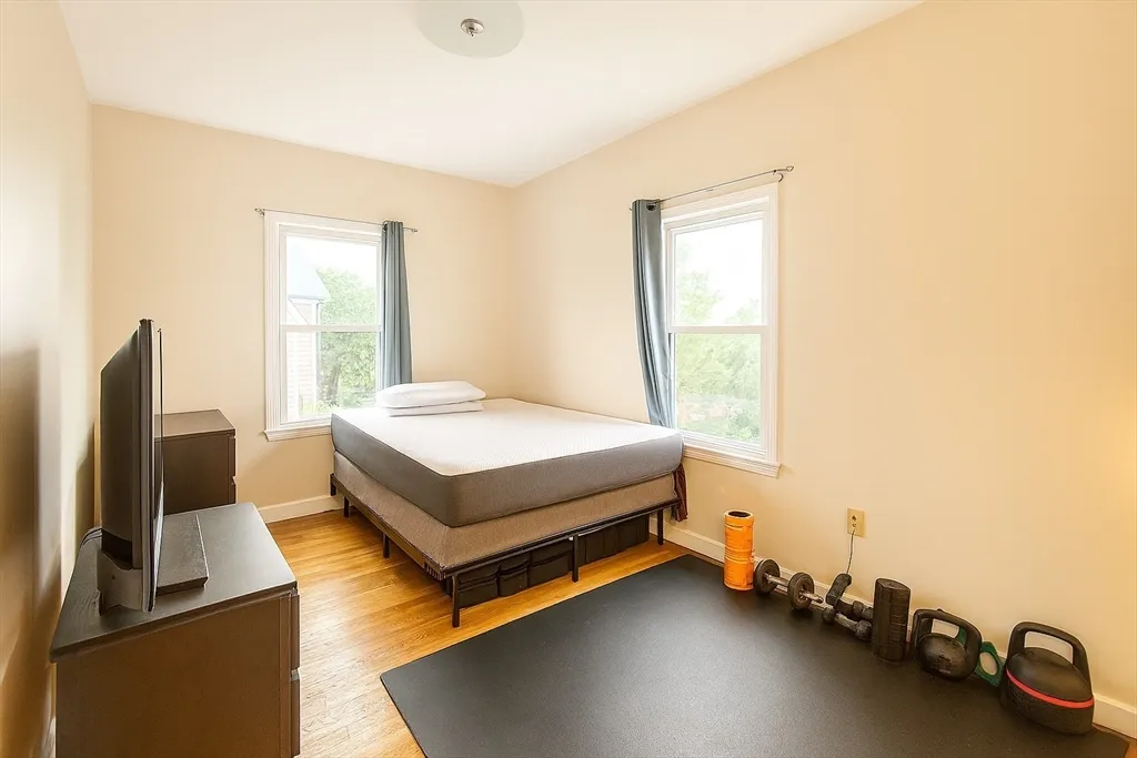 101 Prospect St, Ward Two