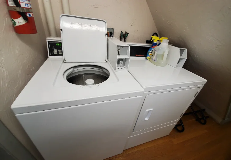 107 Brookline St, Cambridgeport