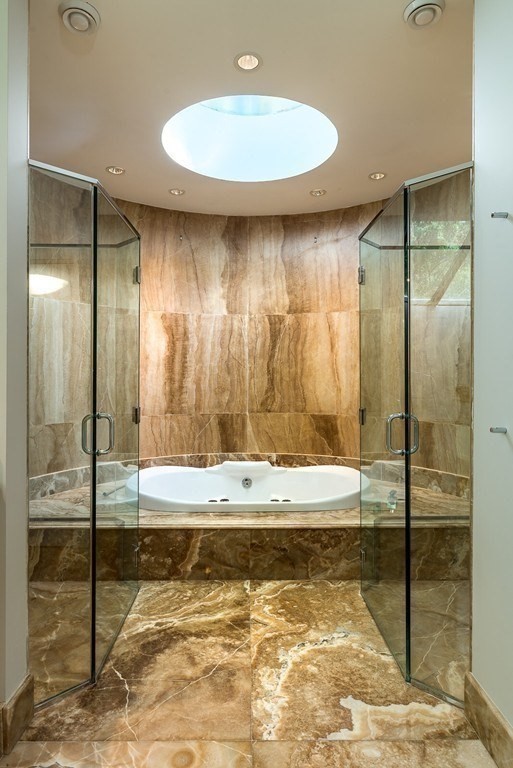 132 Yarmouth Rd, Brookline