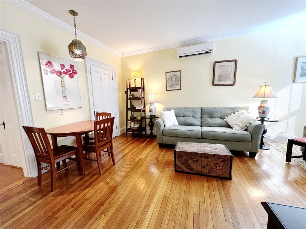 86 Commonwealth Ave, Back Bay