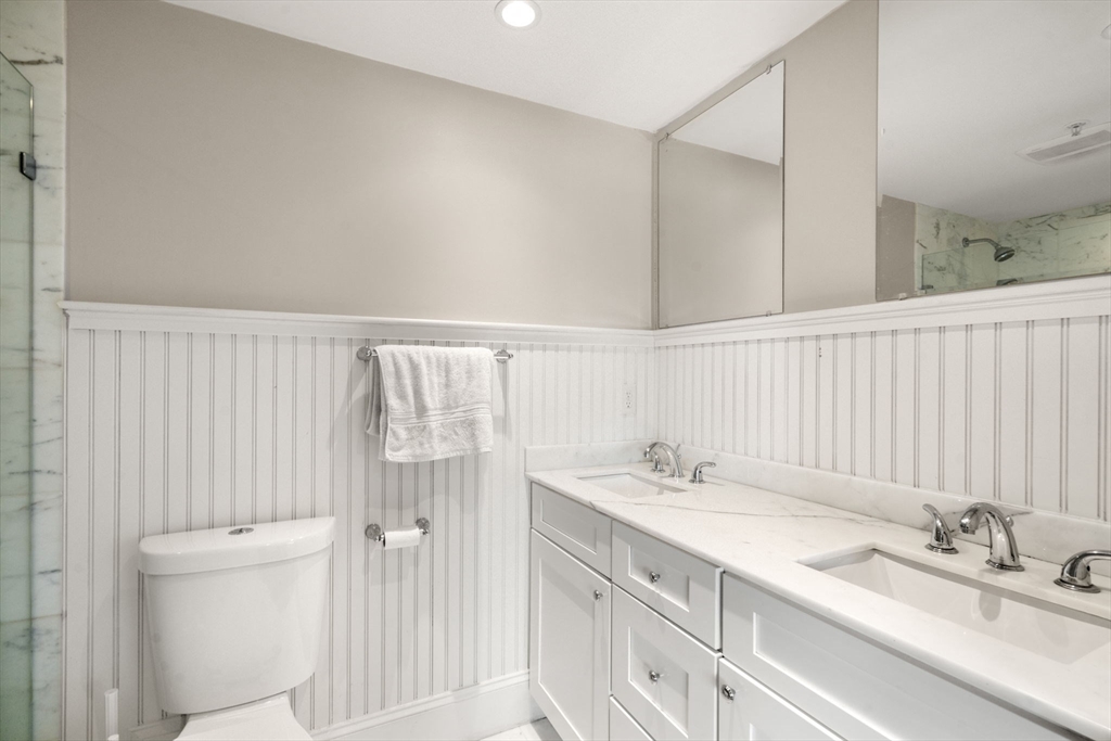 215 Athens St, South Boston