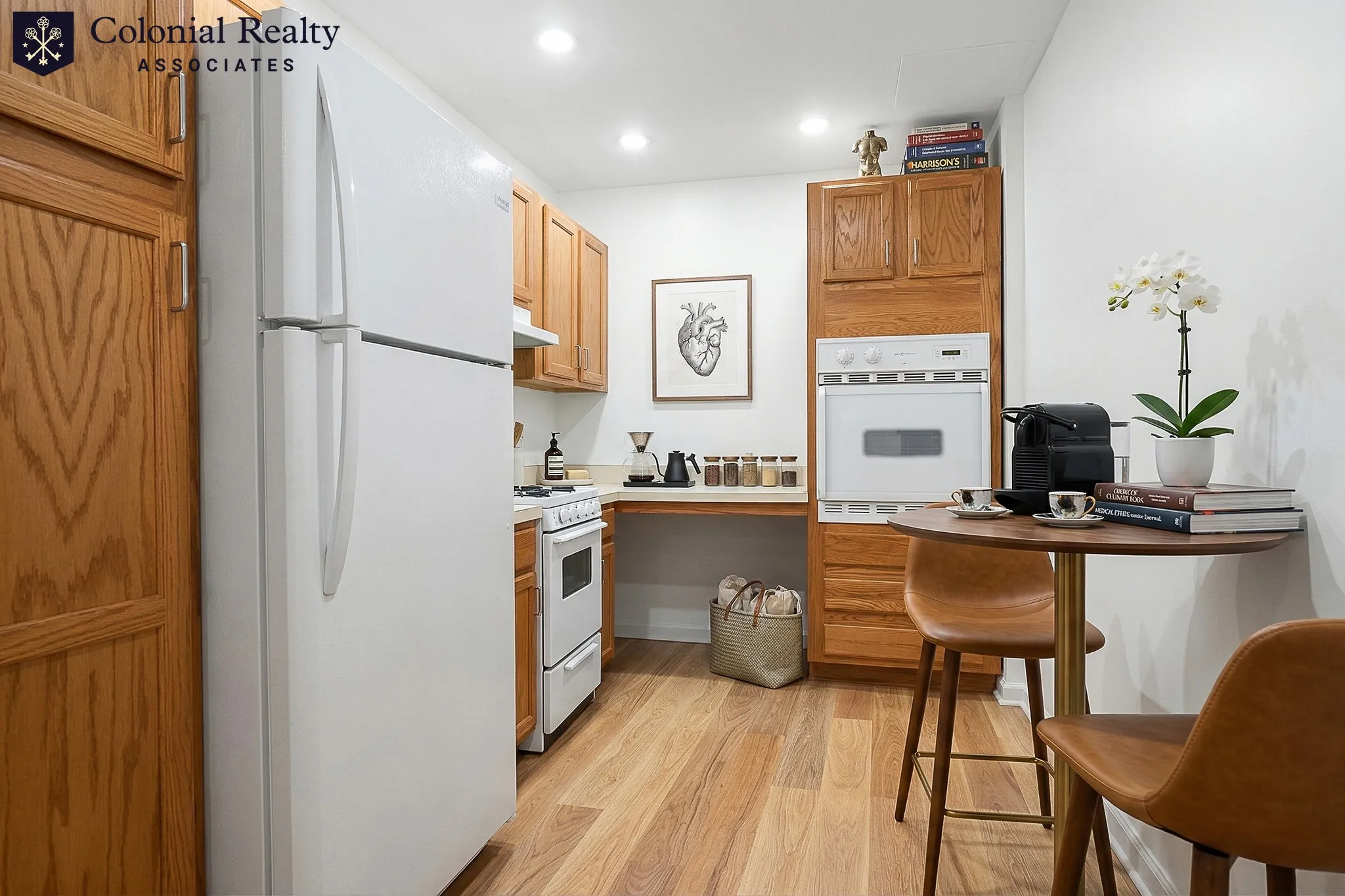 551 Massachusetts Ave, Roxbury