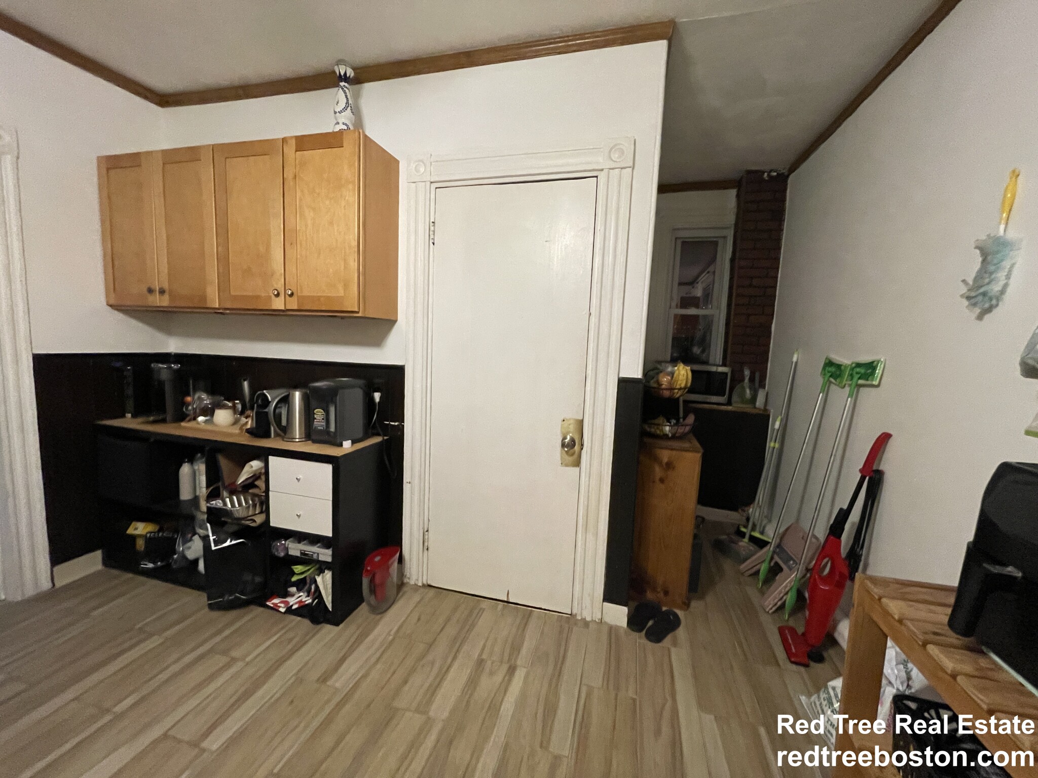 205 Hillside St, Mission Hill