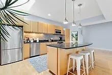 950 Dorchester Ave, Dorchester