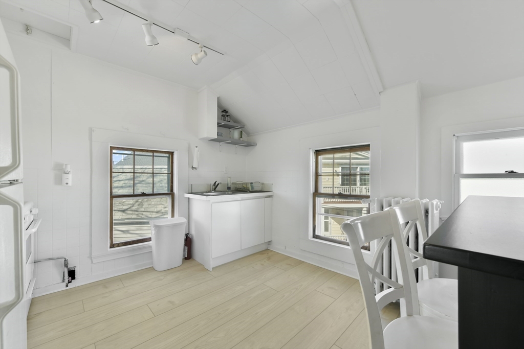 23 Tafts Ave, Winthrop