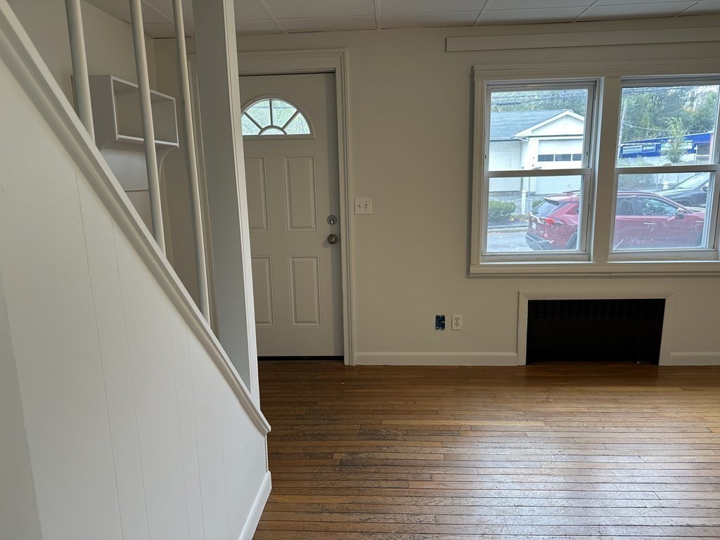 33-35 Dudley St, Brattle Station