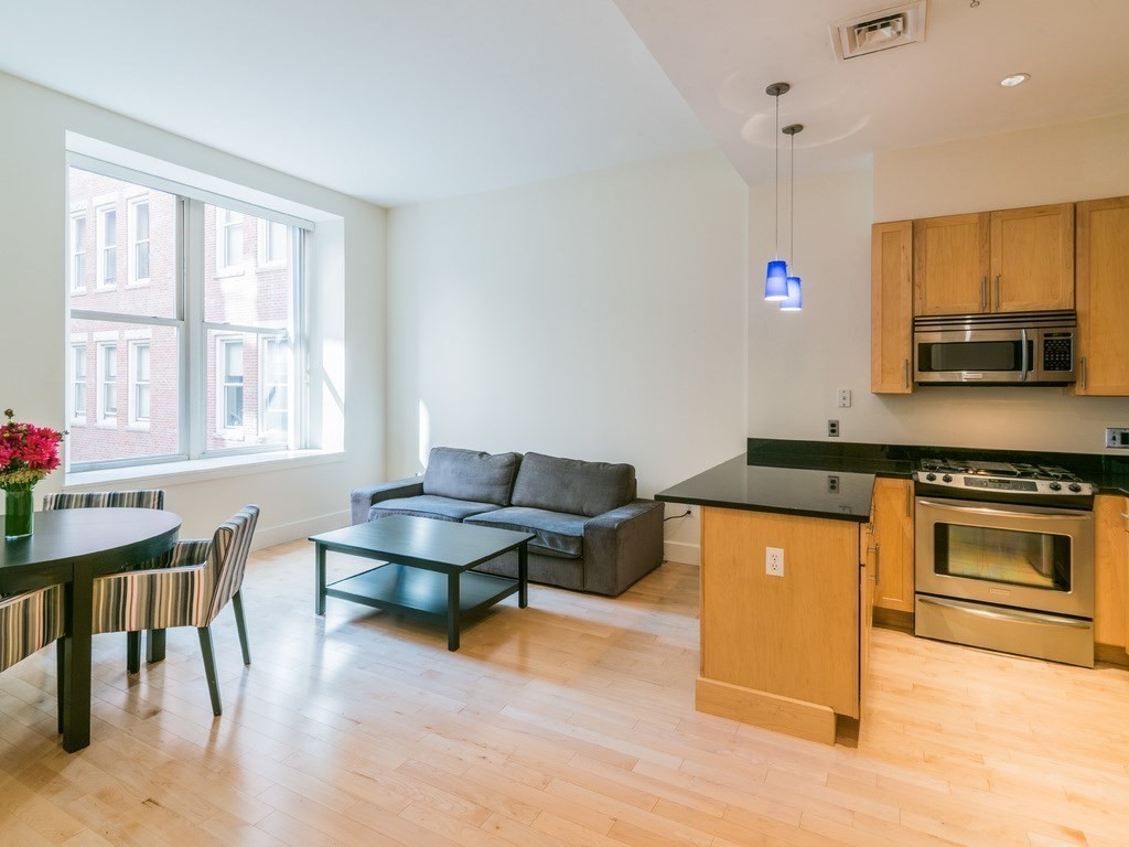 181 Essex, Leather District