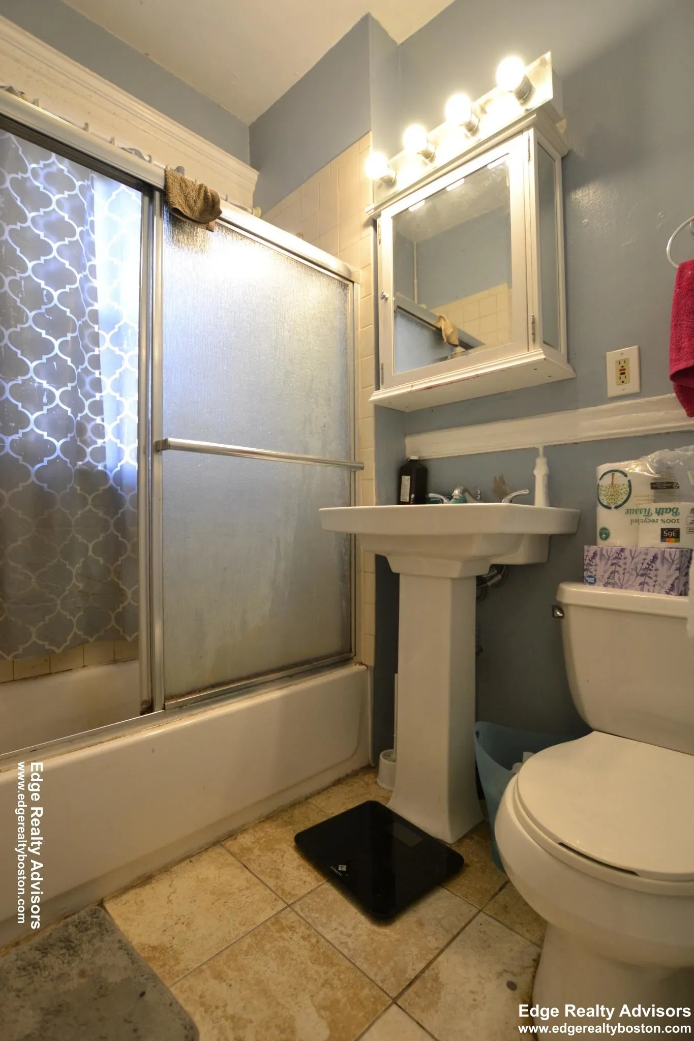 1721 Commonwealth Ave, Brighton