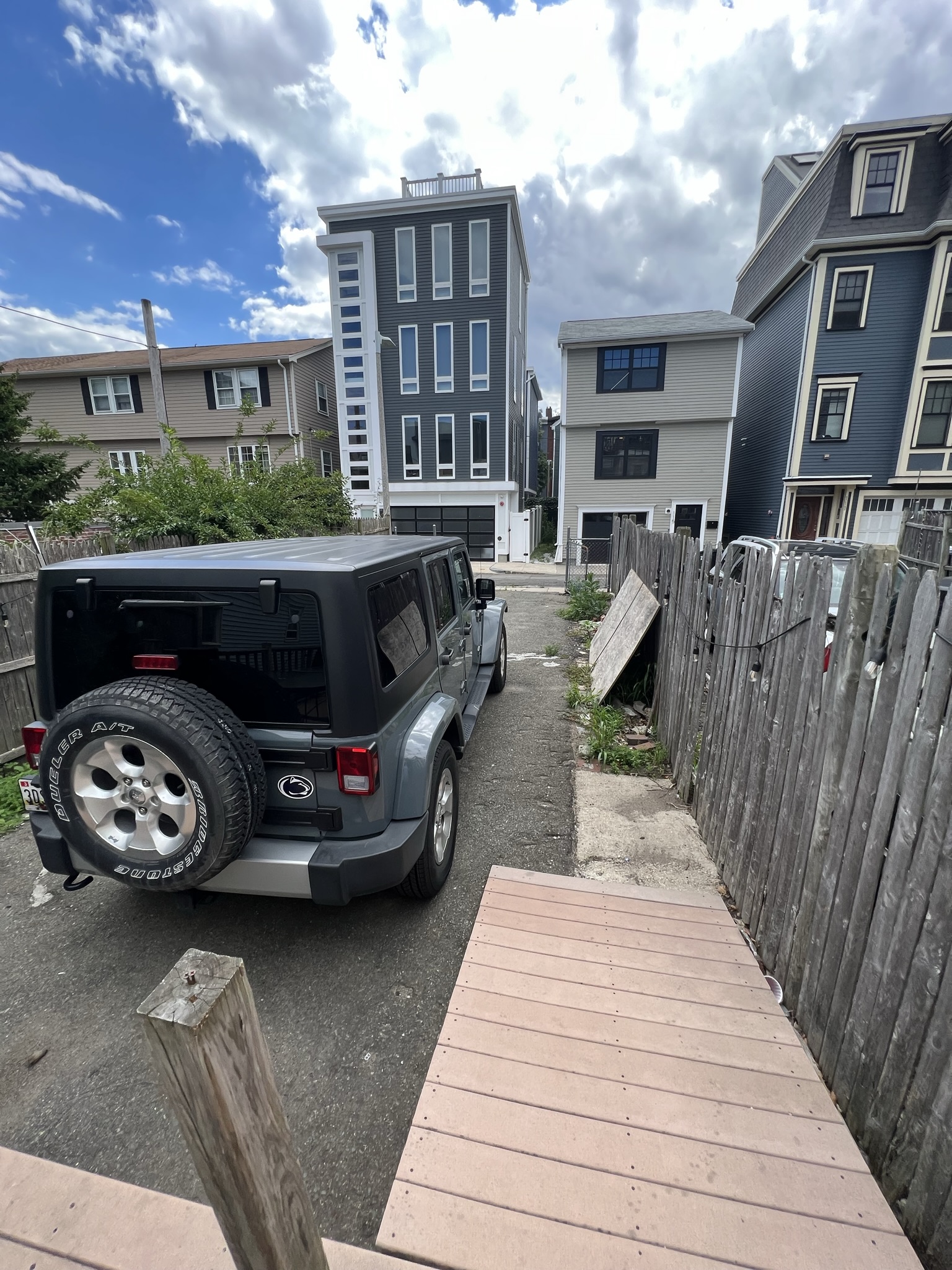 221 West 2nd St, South Boston