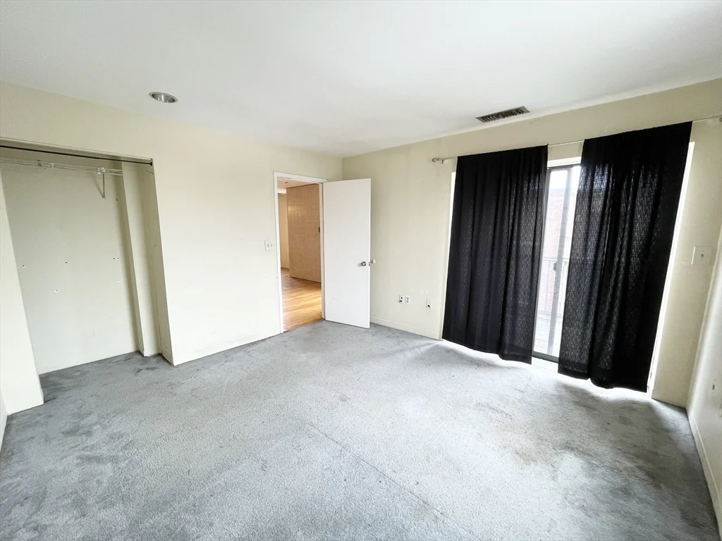 108 Gainsborough, Fenway