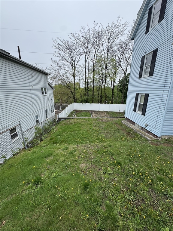 50 Hichborn St, Revere