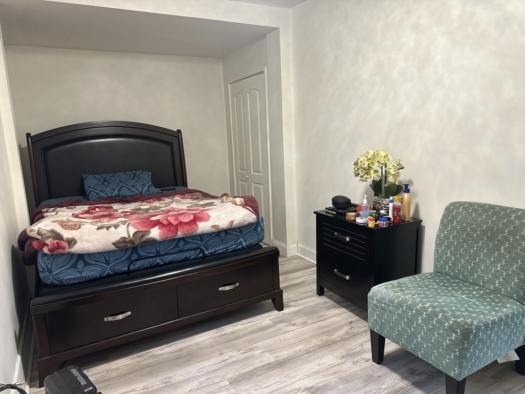 14 Hooper, Worcester