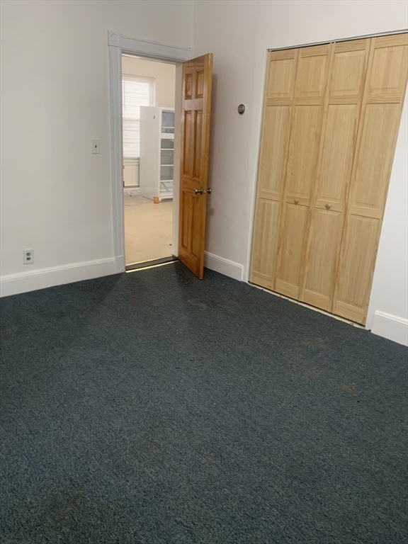 40 Brackett St, Oak Square