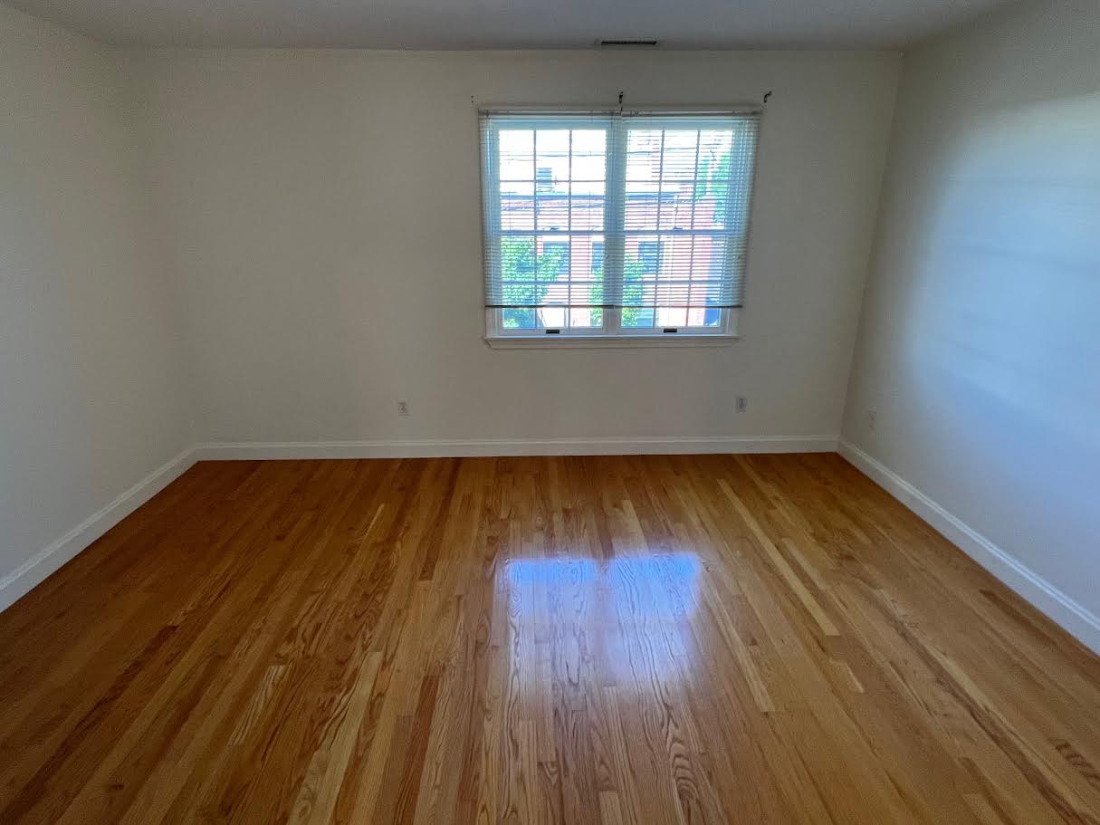 86 Chapel St, Nonantum