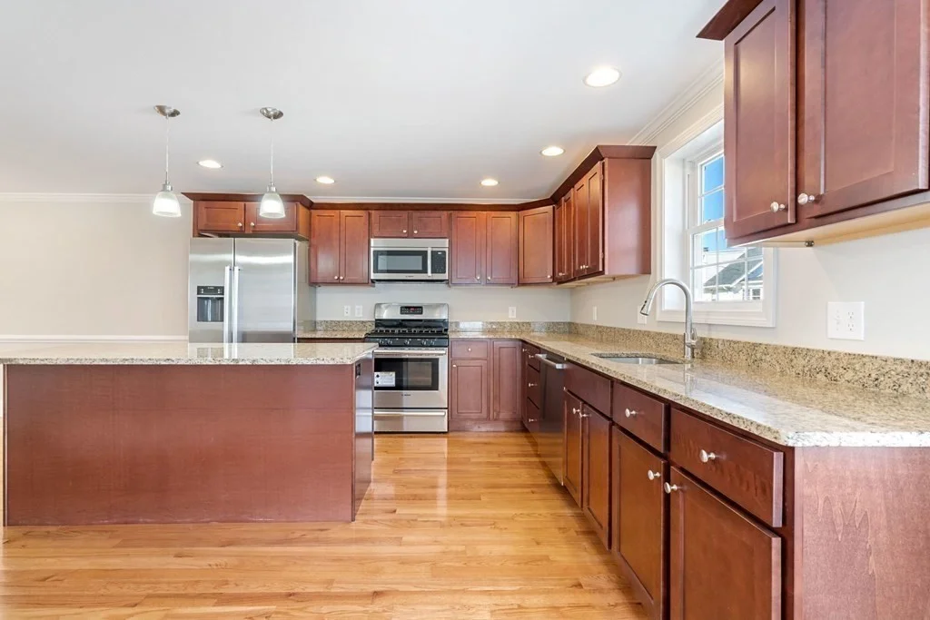 220 White St, Belmont