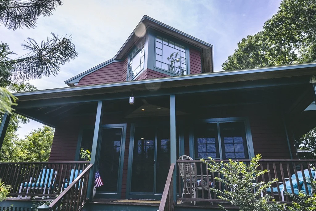 101 Associates Rd, Chapaquoit