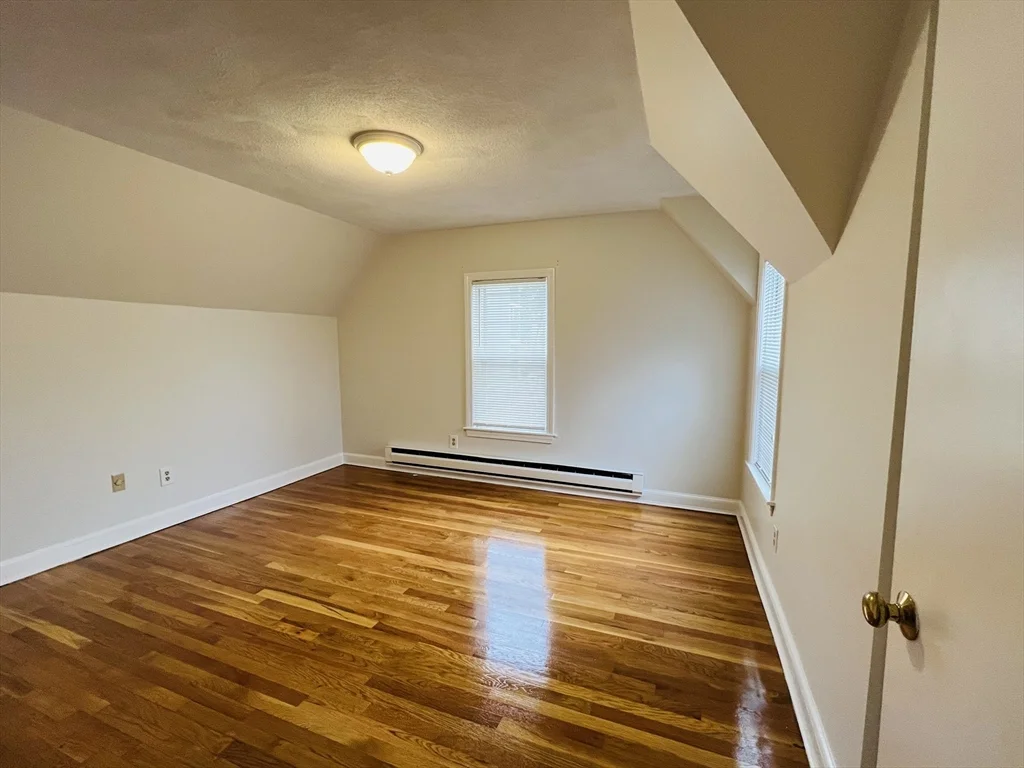 153A Belmont, Everett