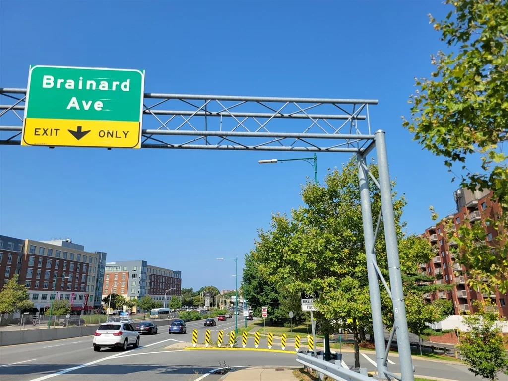 30 Revere Beach Pkwa, Medford