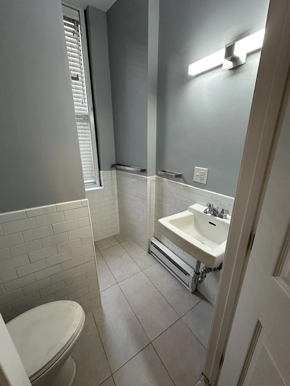 44 Charles St, Beacon Hill