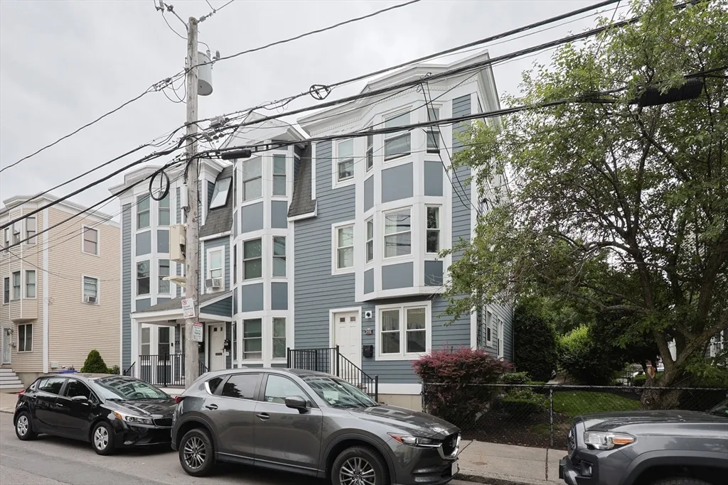 205 West Sixth St, South Boston