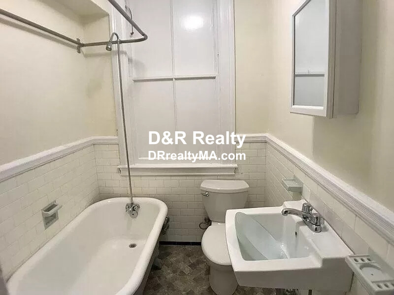 885 Massachusetts Ave, Central Square