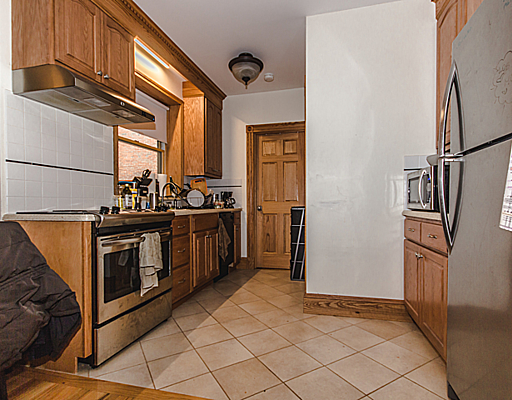 2 bed, 1 bath apartment for rent at 16 South Russell St Unit 1, Beacon Hill — photo 3 of 11