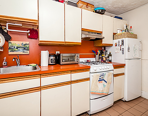 94 West Cedar St, Beacon Hill