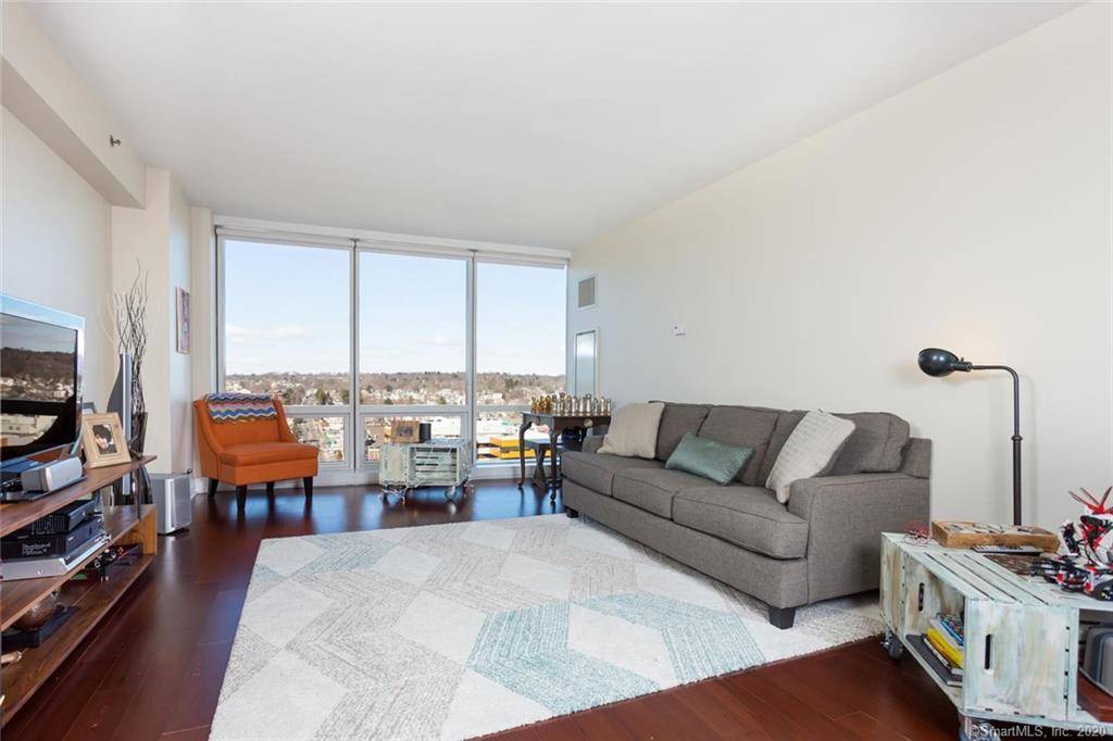 1 bed, 1 bath apartment for rent at 1 Broad St Unit 16C, Downtown Historic District — photo 13 of 13