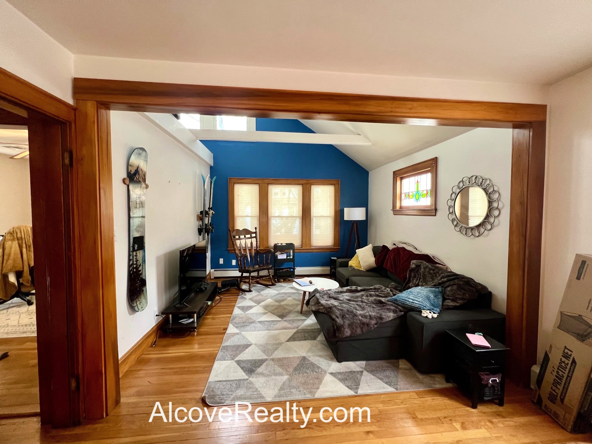 3 bed, 1 bath apartment for rent at 68 Endicott Ave Unit 1, Teele Square — photo 2 of 18