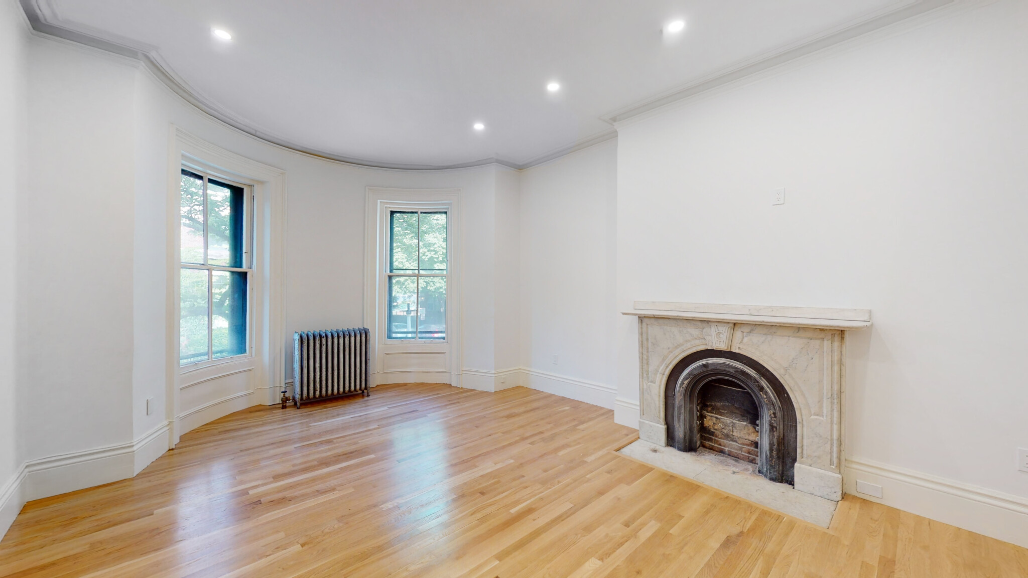 2 bed, 1 bath apartment for rent at 2 Brimmer St Unit 1., Back Bay