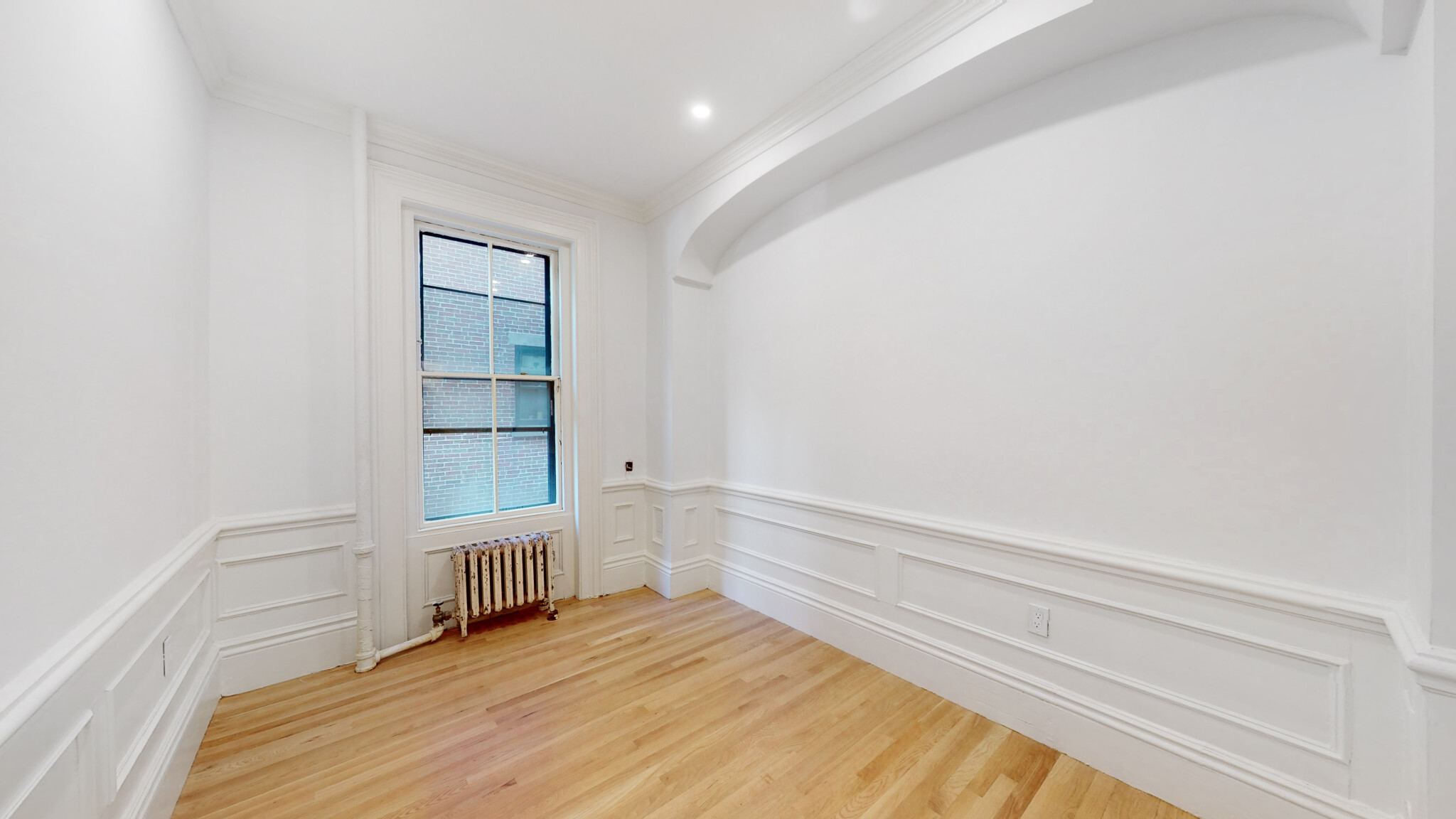 2 bed, 1 bath apartment for rent at 2 Brimmer St Unit 1.., Back Bay