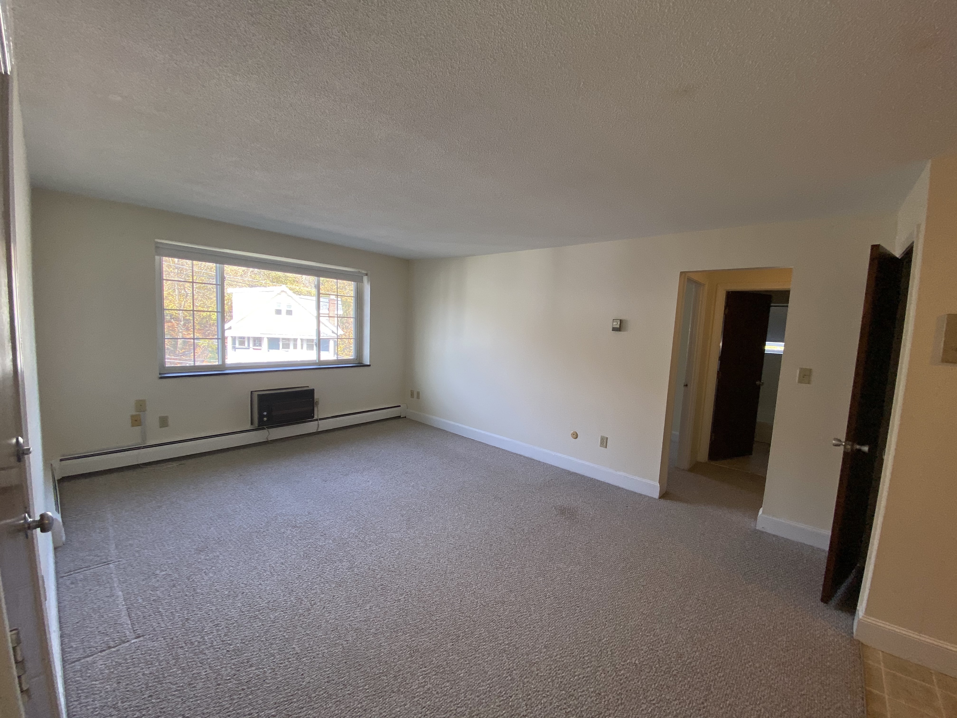 2 bed, 1 bath apartment for rent at 12 Brattle Dr Unit 11, Arlington — photo 2 of 8