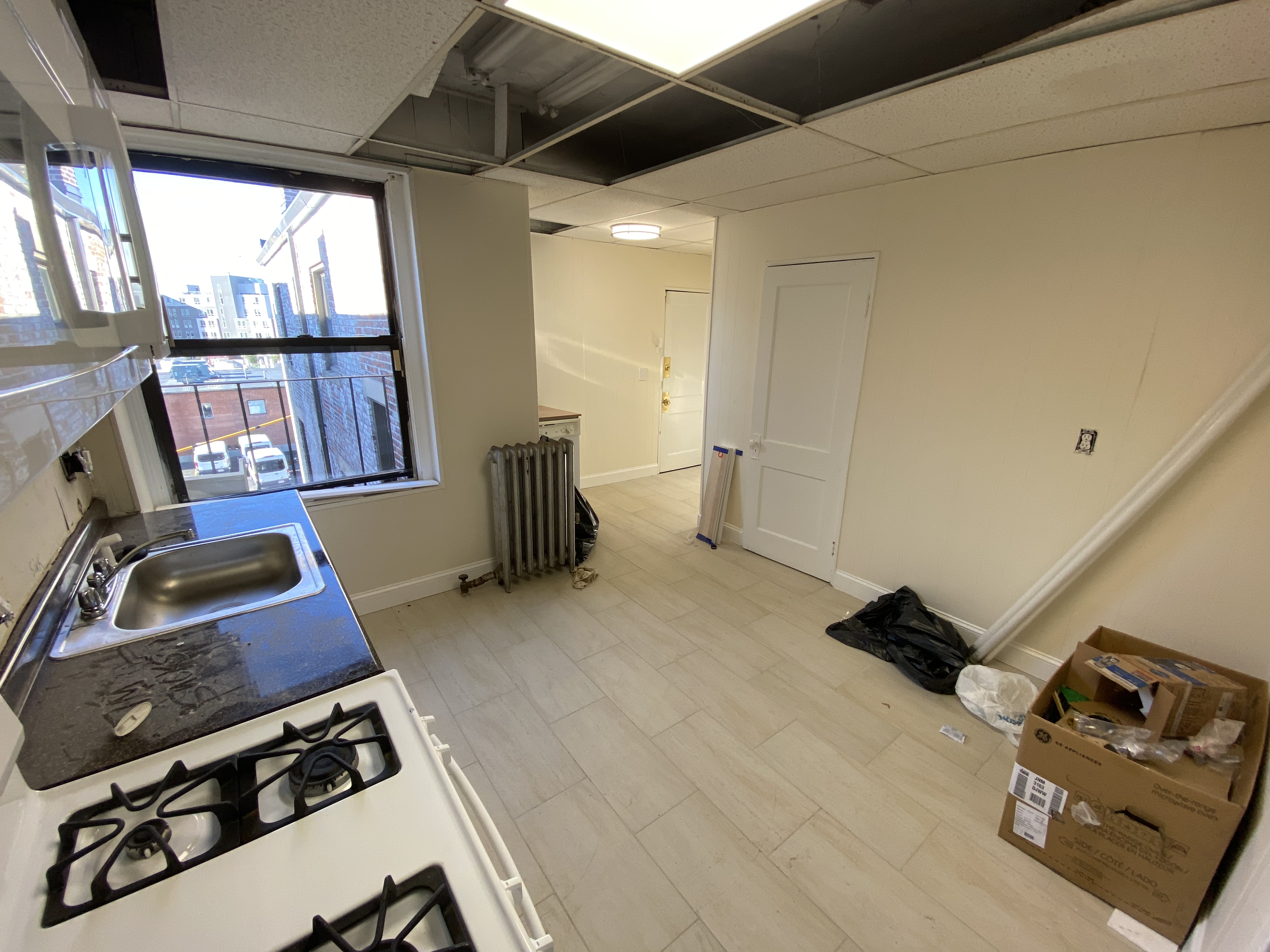 3 bed, 1 bath apartment for rent at 435 Cambridge St Unit 7, Allston — photo 2 of 13