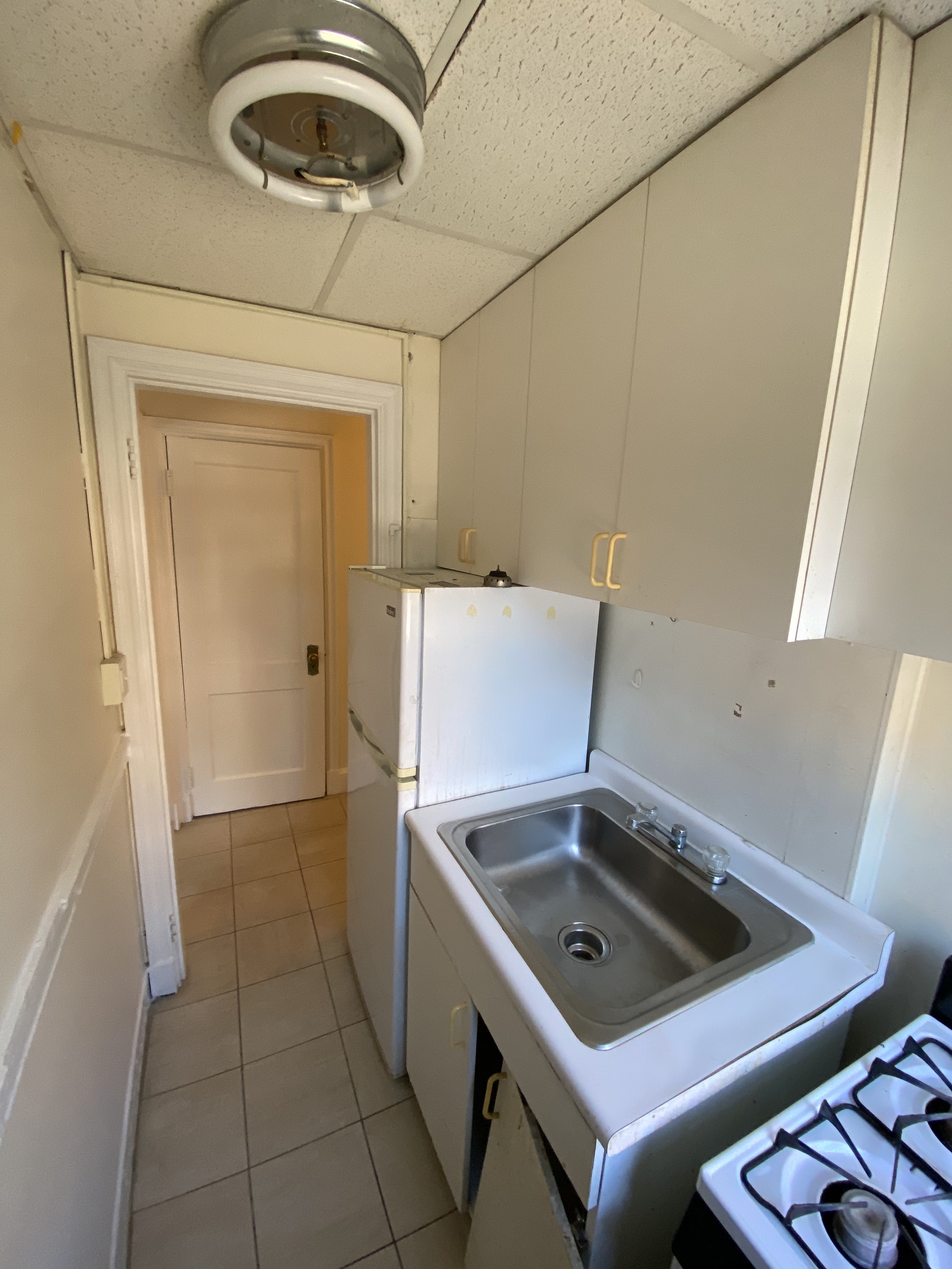 1 bed, 1 bath apartment for rent at 1200 Massachusetts Ave Unit 6-E, Mid Cambridge — photo 2 of 10
