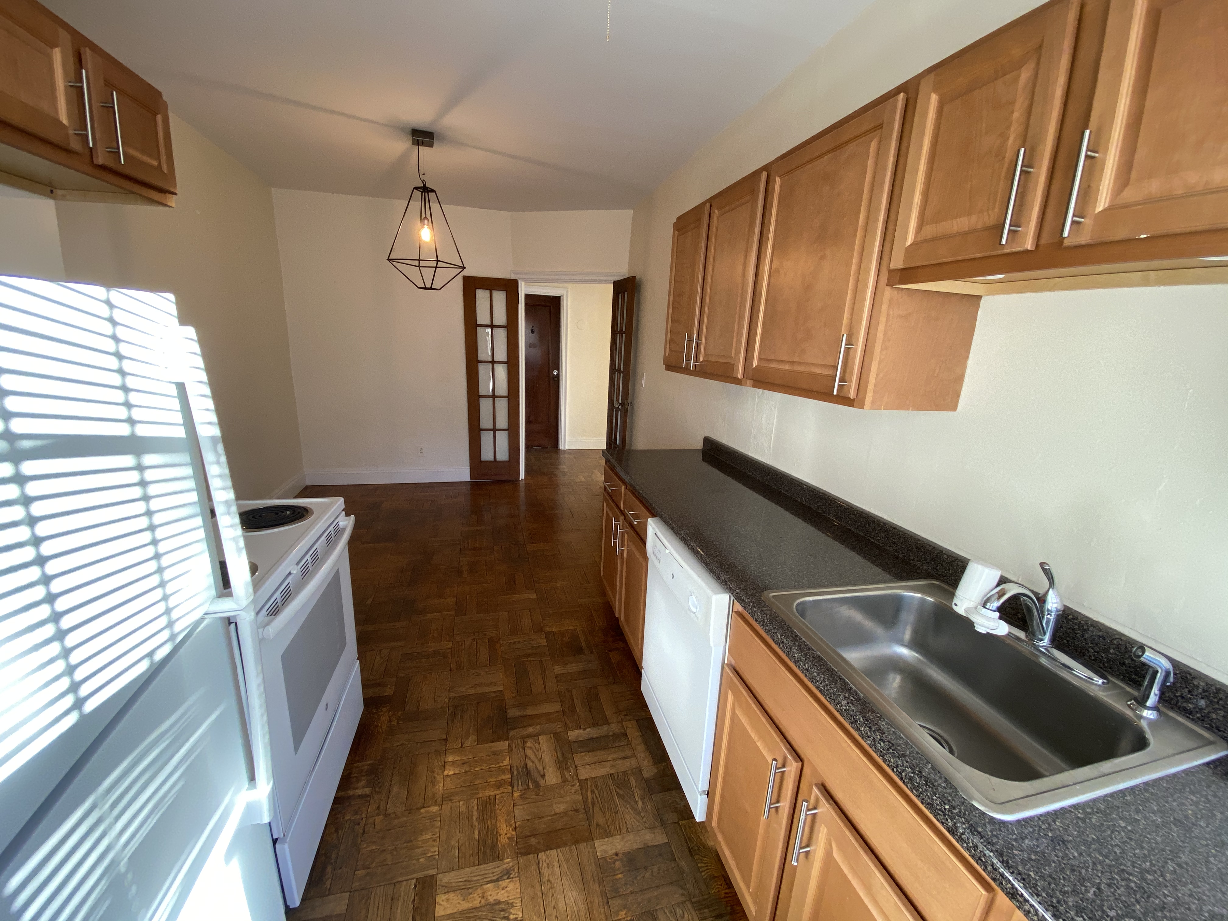 1 bed, 1 bath apartment for rent at 2 Elmwood Ave Unit 45, Winchester Town Center — photo 2 of 7