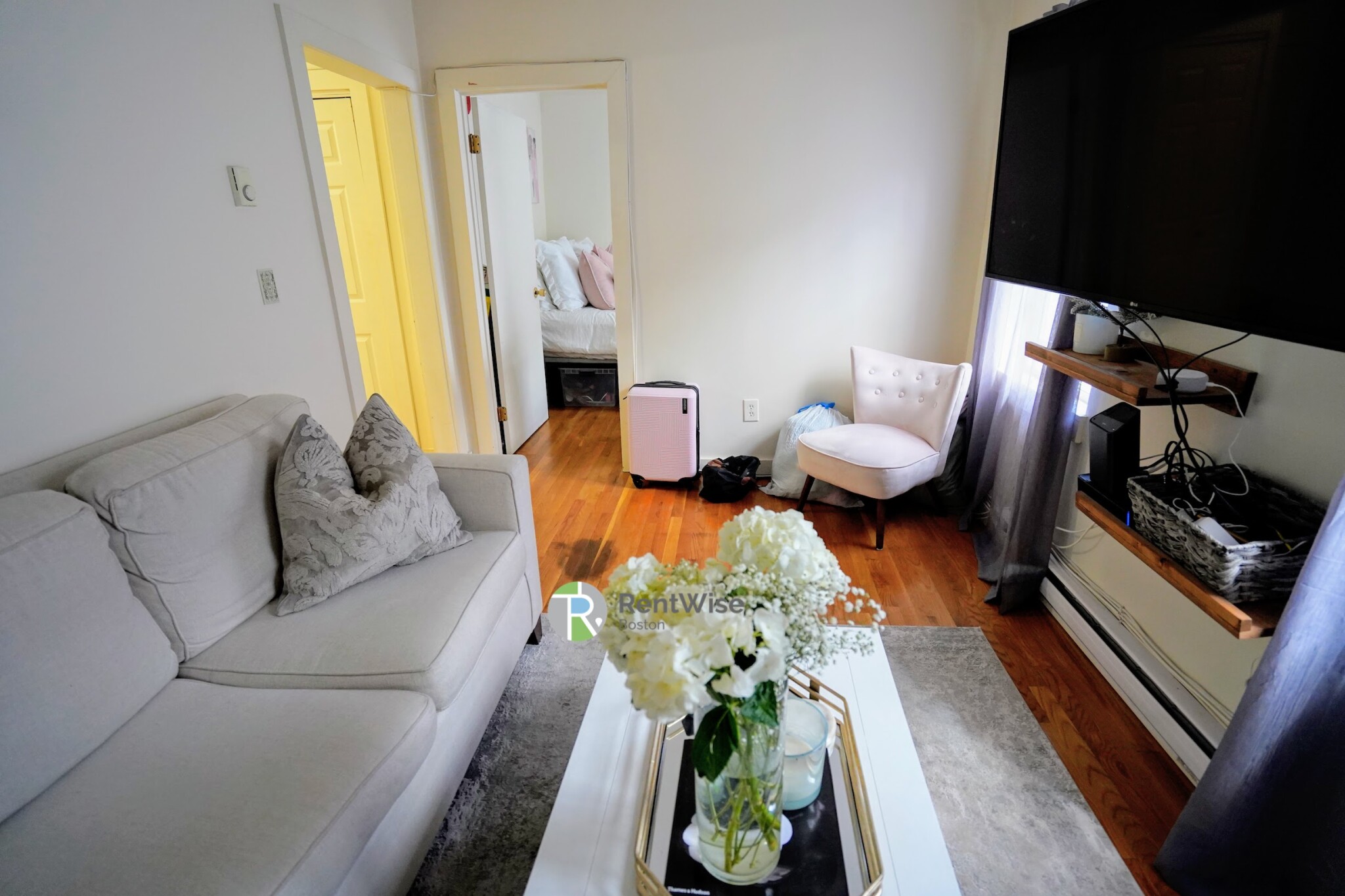 2 bed, 1 bath apartment for rent at 2 Schrepel Pl Unit 3, South Boston — photo 15 of 15