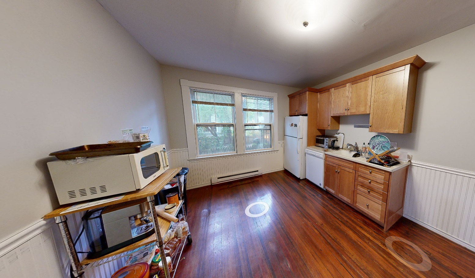 3.5 bed, 2 bath apartment for rent at 21 Sparks St Unit 1T, West Cambridge — photo 2 of 15