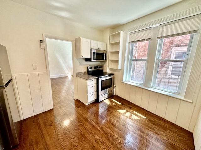 1 bed, 1 bath apartment for rent at 4 Garden Ct Unit 4, North End — photo 2 of 14