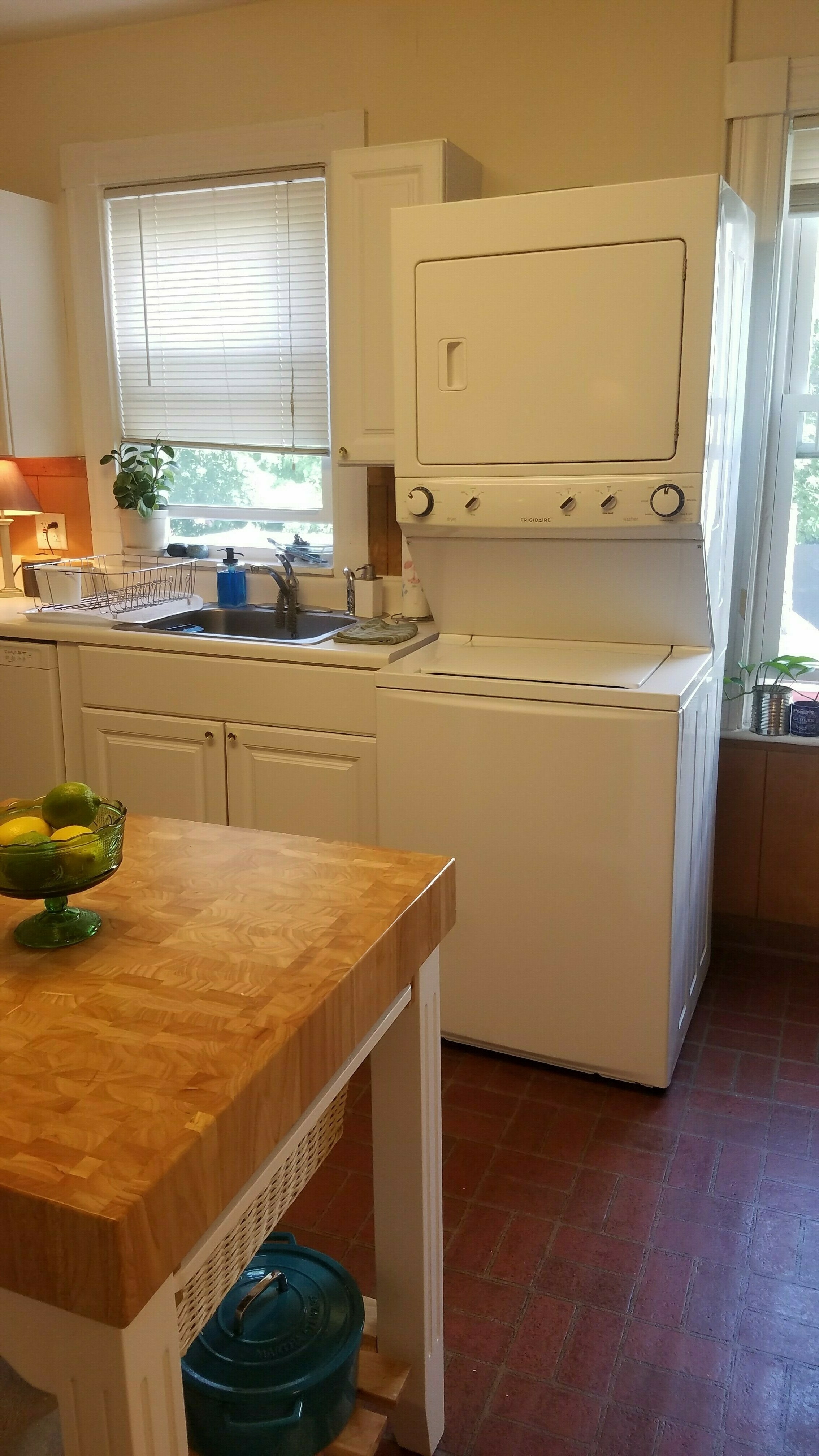 2 bed, 1 bath apartment for rent at 45 Norris St Unit 3, North Cambridge — photo 2 of 18