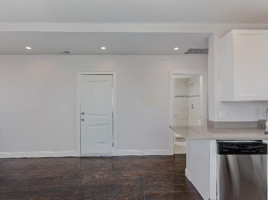 6 bed, 3 bath apartment for rent at 998 Tremont St Unit 1, Roxbury — photo 6 of 6