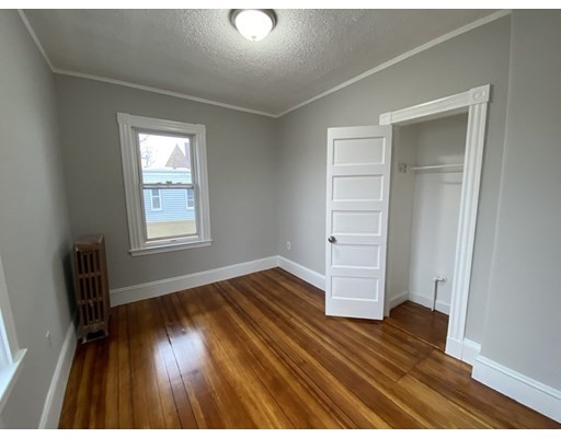 4 bed, 1 bath apartment for rent at 38 Bellevue St Unit 3, Dorchester — photo 5 of 11